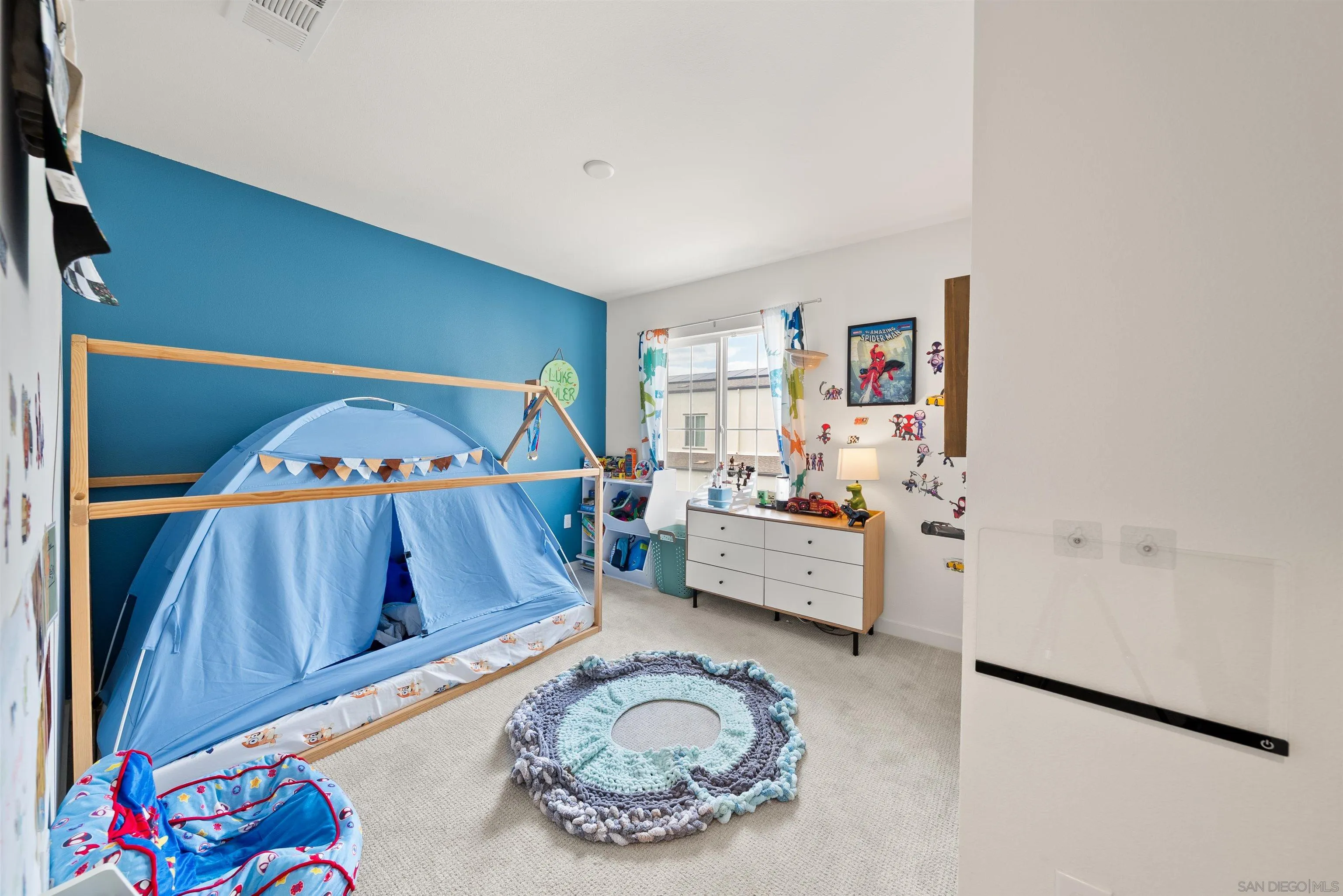 323 Satsuma Trail Fallbrook, CA 92028 - Photo 14 of 28 a room with furniture and a wooden floor
