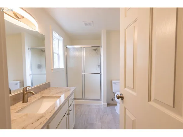 $410,000 | 384 Lower Lavista Court Northwest, Salem, OR 97304
