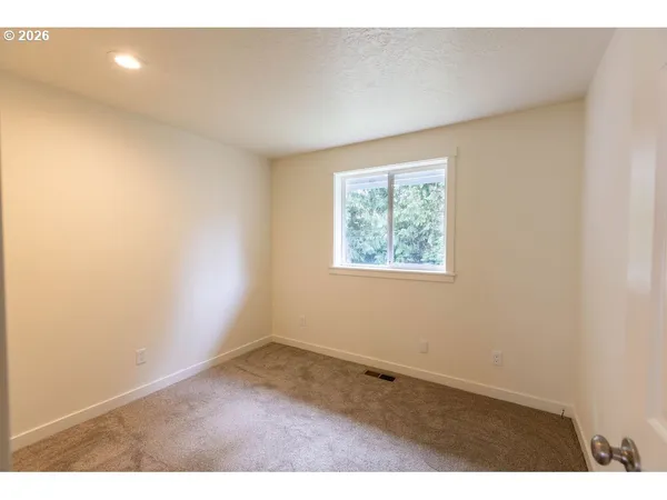 $410,000 | 384 Lower Lavista Court Northwest, Salem, OR 97304