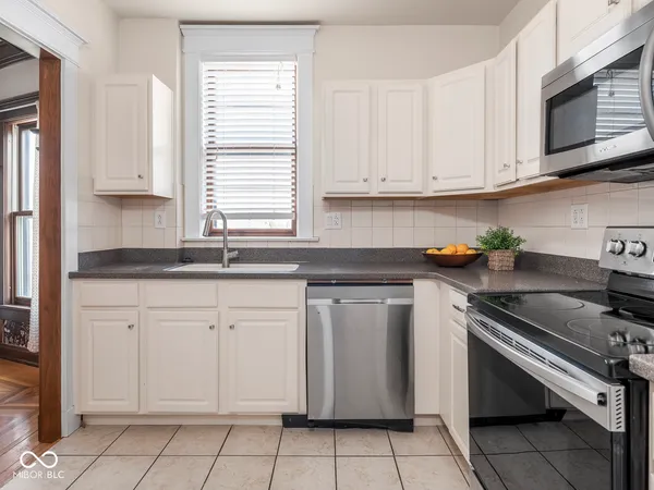 $1,800 | 2161 North Meridian Street, Unit 4, Indianapolis, IN 46202