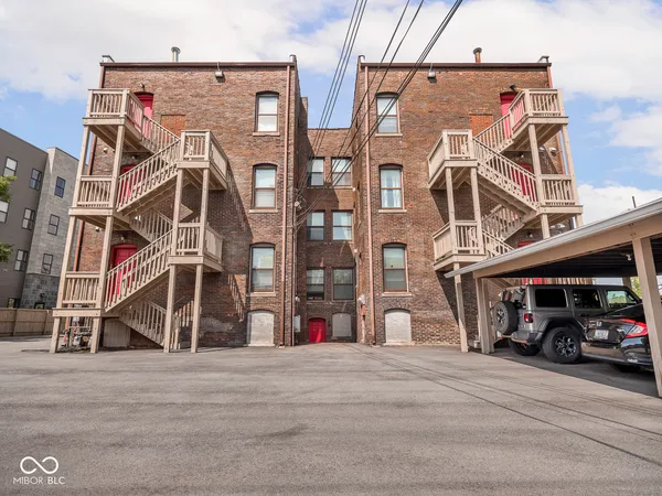 $1,800 | 2161 North Meridian Street, Unit 4, Indianapolis, IN 46202