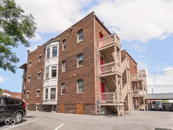 $1,800 | 2161 North Meridian Street, Unit 4, Indianapolis, IN 46202