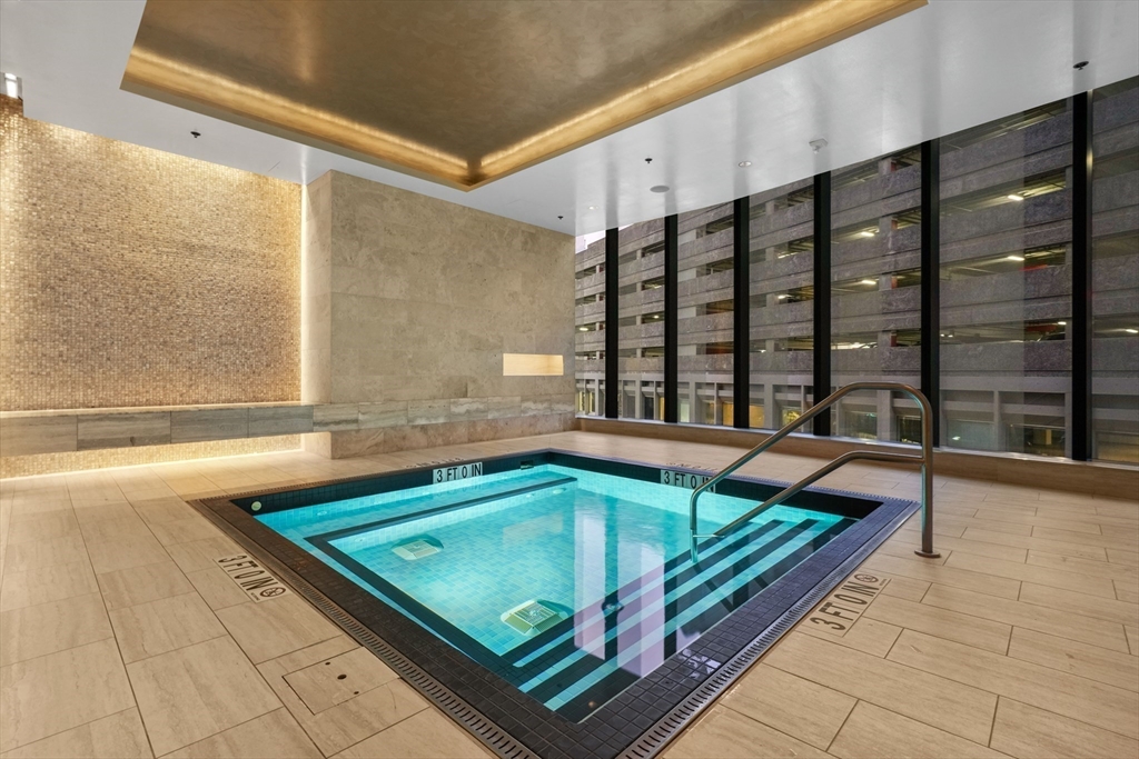 1 Franklin Street, Unit 5002 Boston, MA 02110 - Photo 29 of 40