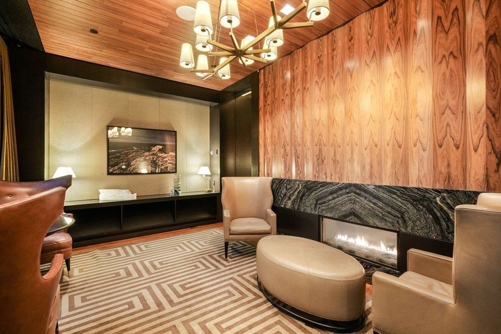 1 Franklin Street, Unit 5002 Boston, MA 02110 - Photo 32 of 40