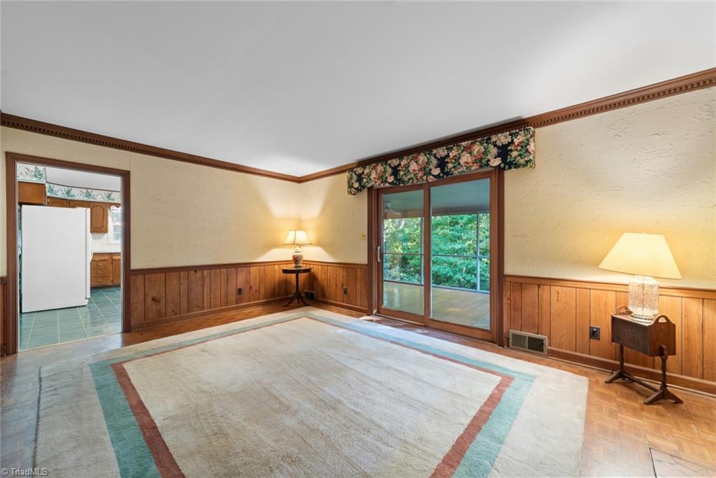 731 Lichfield Road Winston-Salem, NC 27104 - Photo 12 of 32 Gallery Image 12