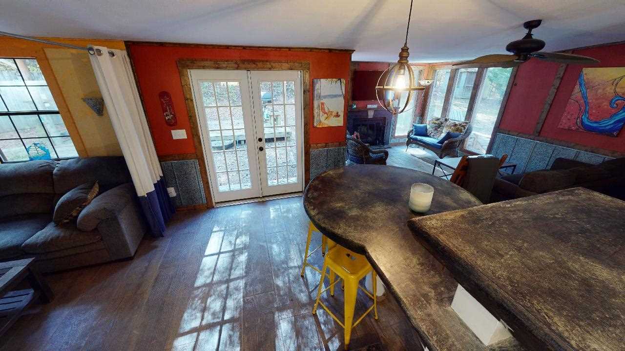 190 Micro Lane Counce, TN 38326 - Photo 9 of 25 a living room with furniture and a window