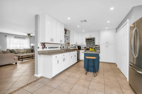 $3,000 | 3860 Northwest 122nd Terrace, Sunrise, FL 33323