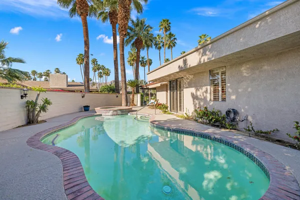 $1,195,000 | 69 Dartmouth Drive, Rancho Mirage, CA 92270