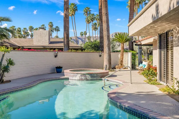 $1,195,000 | 69 Dartmouth Drive, Rancho Mirage, CA 92270