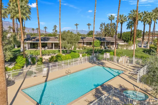 $1,195,000 | 69 Dartmouth Drive, Rancho Mirage, CA 92270