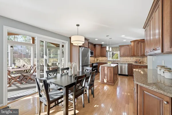 $995,000 | 5612 Kemp Lane, Burke, VA 22015