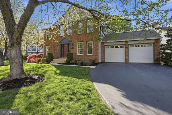 $995,000 | 5612 Kemp Lane, Burke, VA 22015