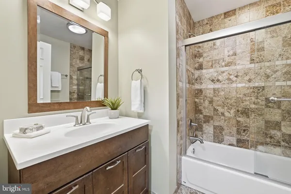 $995,000 | 5612 Kemp Lane, Burke, VA 22015