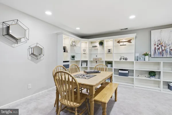 $995,000 | 5612 Kemp Lane, Burke, VA 22015