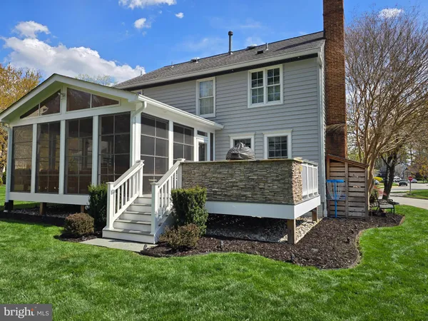 $995,000 | 5612 Kemp Lane, Burke, VA 22015