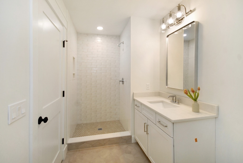 461 Old Bedford Road Concord, MA 01742 - Photo 32 of 42 Gallery Image 32