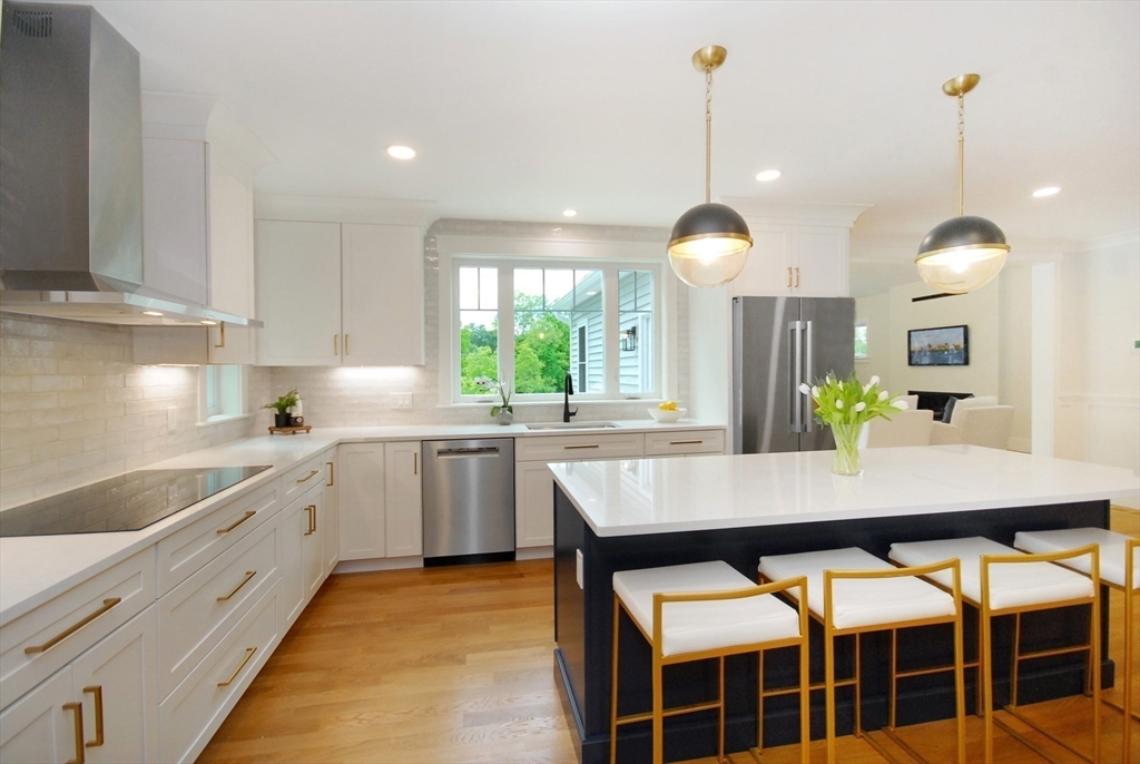 461 Old Bedford Road Concord, MA 01742 - Photo 8 of 42 Gallery Image 8