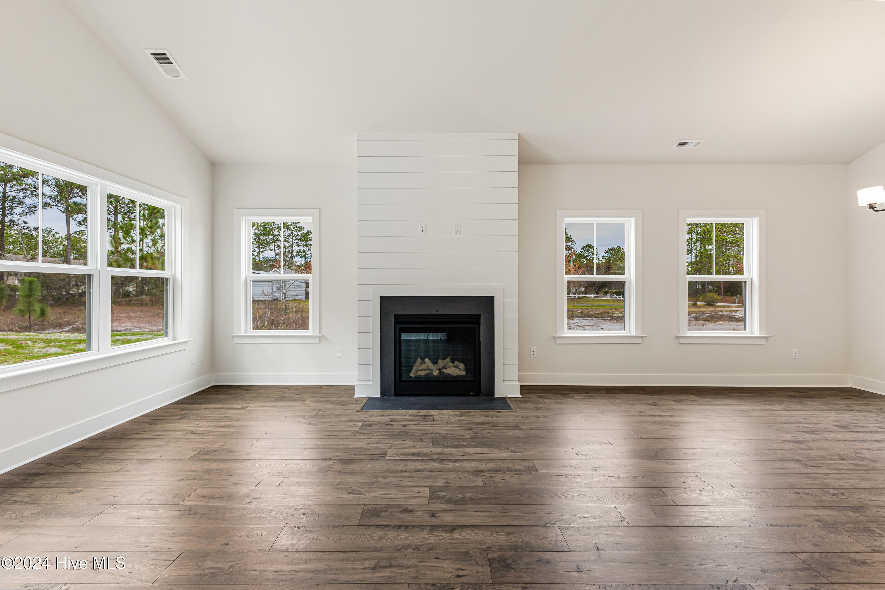 1066 Springdale Road Southport, NC 28461 - Photo 18 of 67 1066 Springdale-18