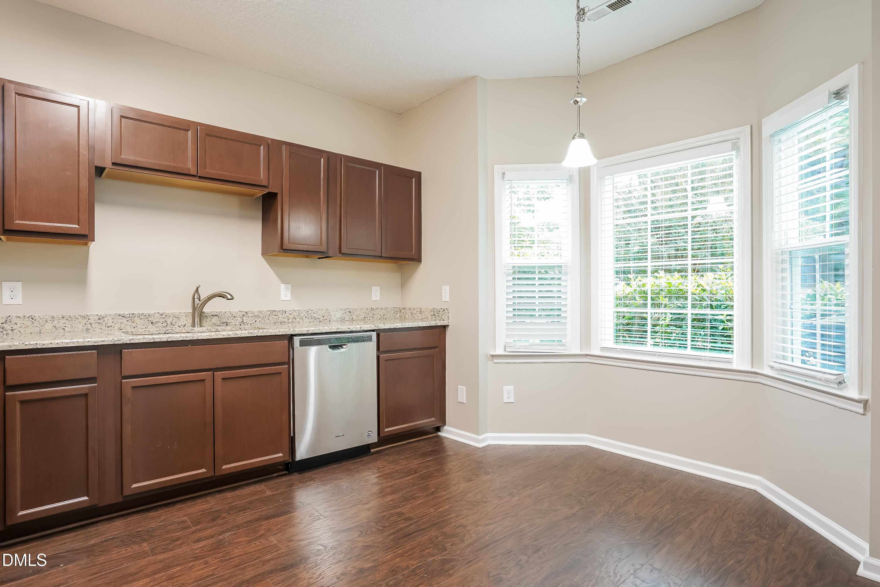 6014 River Lake Circle Raleigh, NC 27604 - Photo 6 of 17 007-photo-kitchen-7532018
