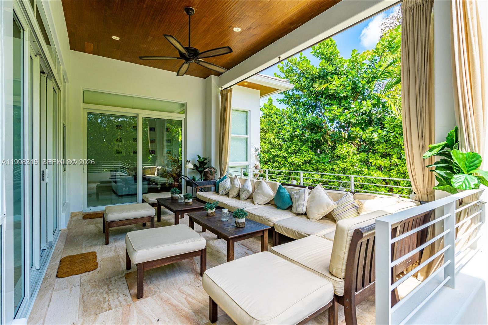 435 Hampton Lane Key Biscayne, FL 33149 - Photo 11 of 60