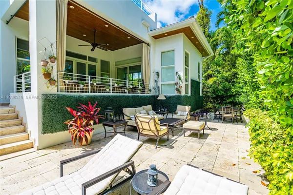 $25,500 | 435 Hampton Lane, Key Biscayne, FL 33149