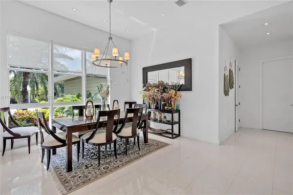 $25,500 | 435 Hampton Lane, Key Biscayne, FL 33149