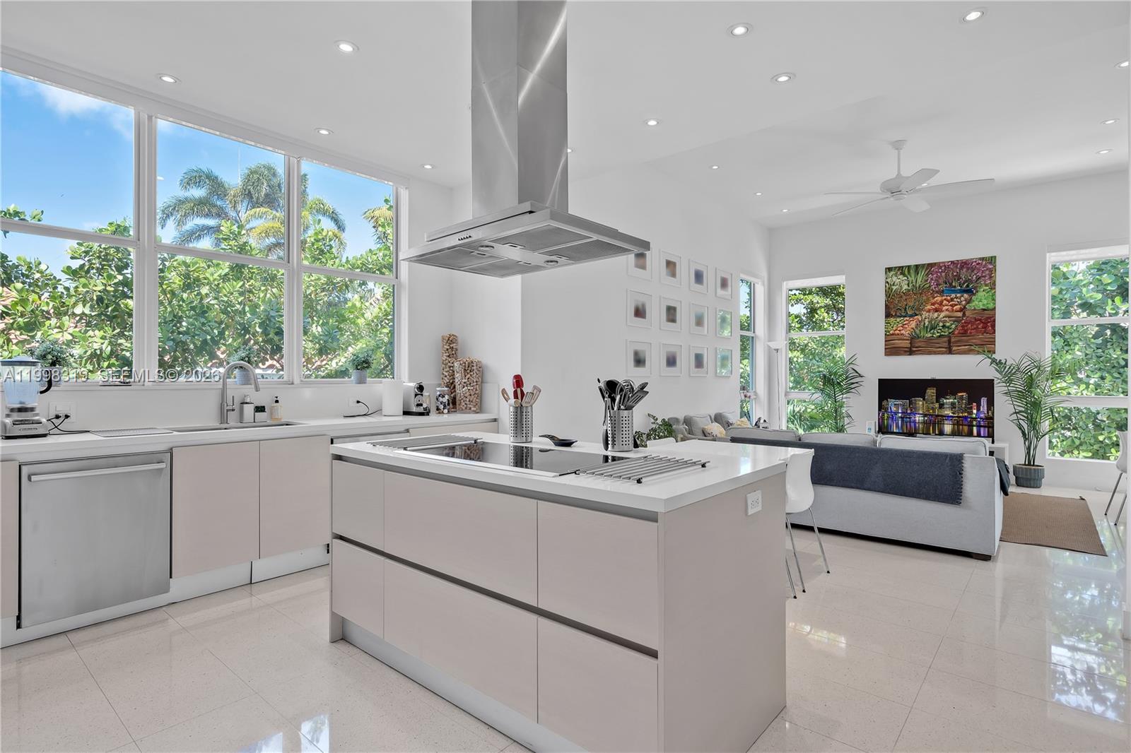 435 Hampton Lane Key Biscayne, FL 33149 - Photo 26 of 60