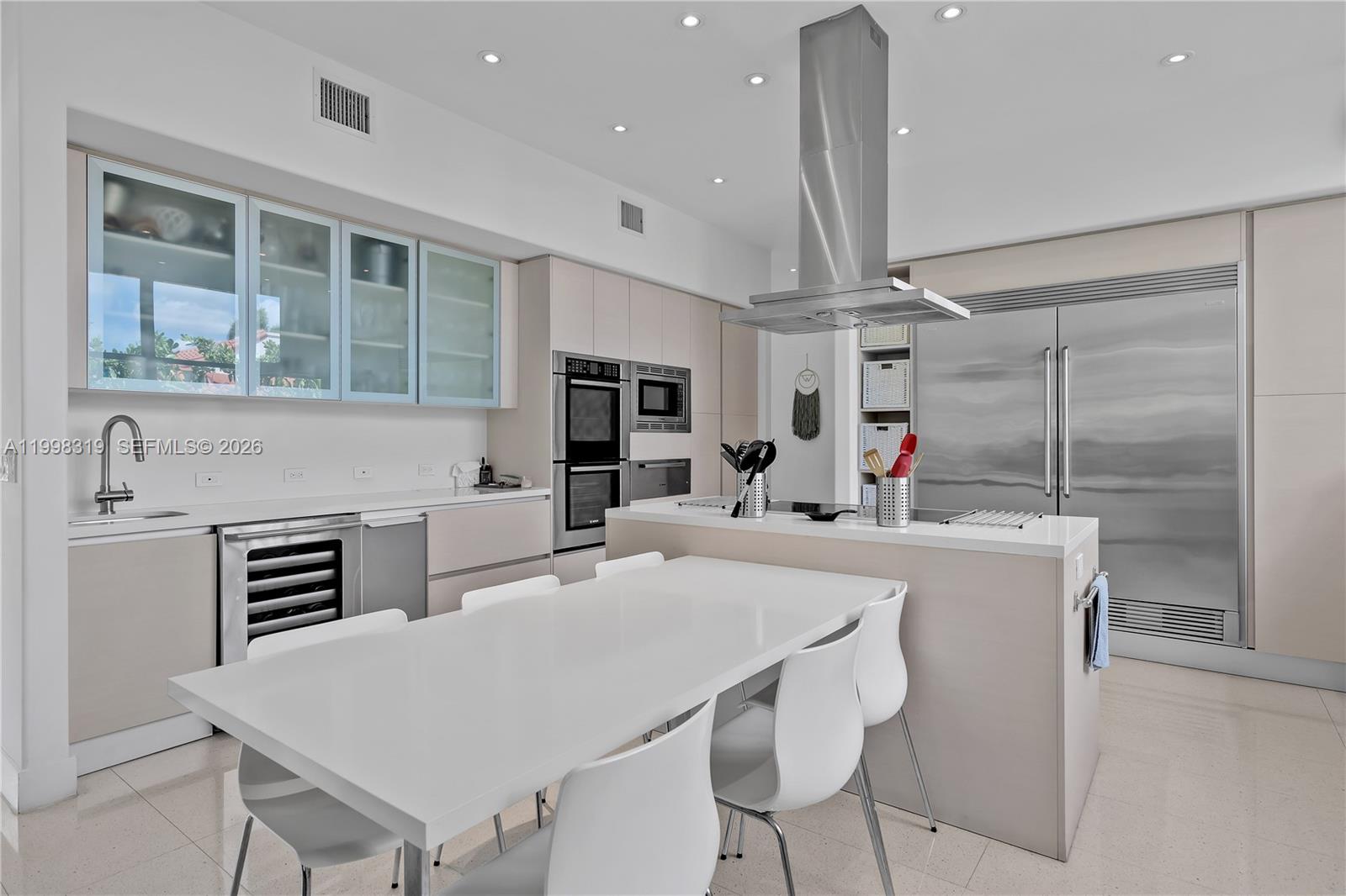 435 Hampton Lane Key Biscayne, FL 33149 - Photo 29 of 60