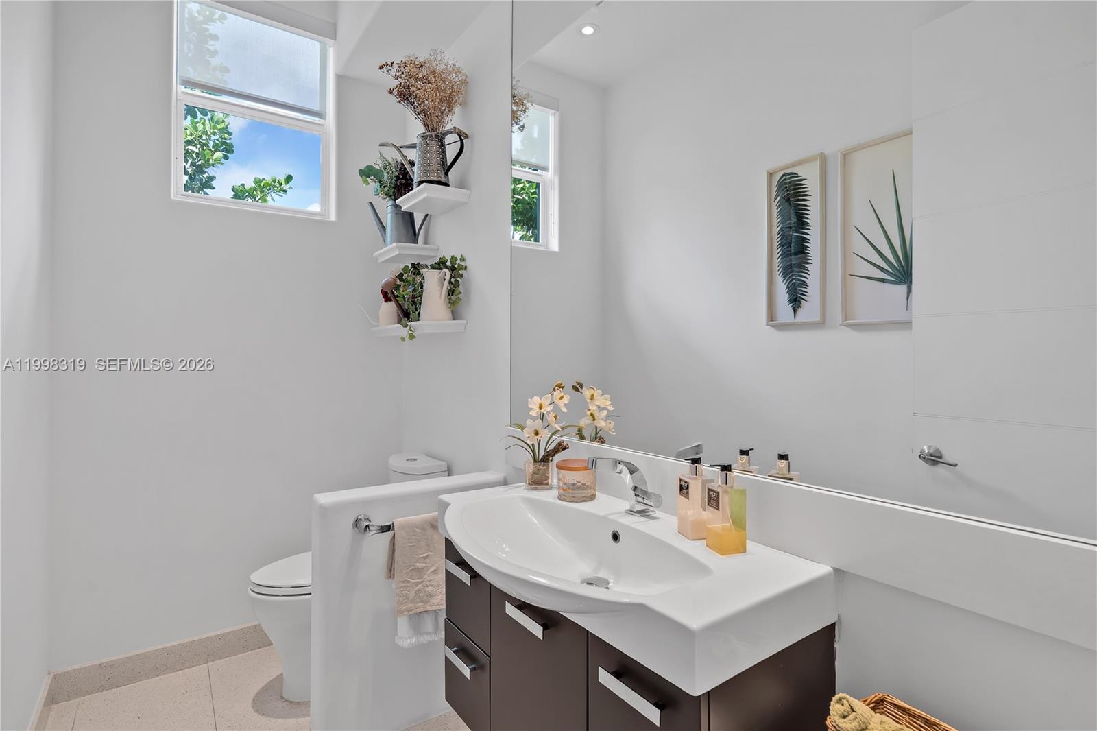 435 Hampton Lane Key Biscayne, FL 33149 - Photo 34 of 60