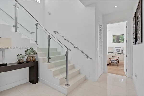 $25,500 | 435 Hampton Lane, Key Biscayne, FL 33149