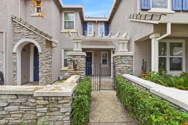 $2,500 | 4000 Innovator Drive, Unit 19101, Sacramento, CA 95834