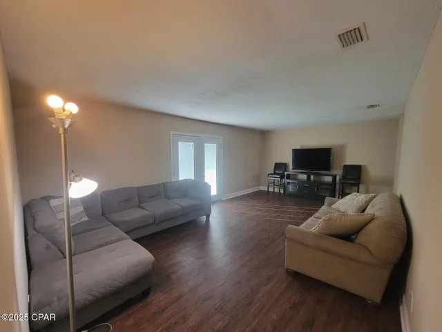 $2,300 | 3136 Lawton Court, Panama City, FL 32405