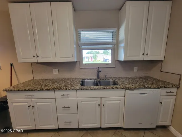 $2,300 | 3136 Lawton Court, Panama City, FL 32405