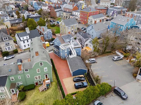 $795,000 | 12 Darling Street, Unit 2, Marblehead, MA 01945