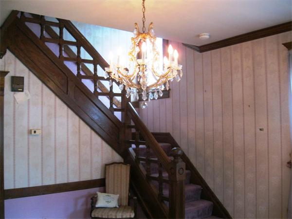 210 St James Avenue Springfield, MA 01109 - Photo 4 of 9 Gallery Image 4