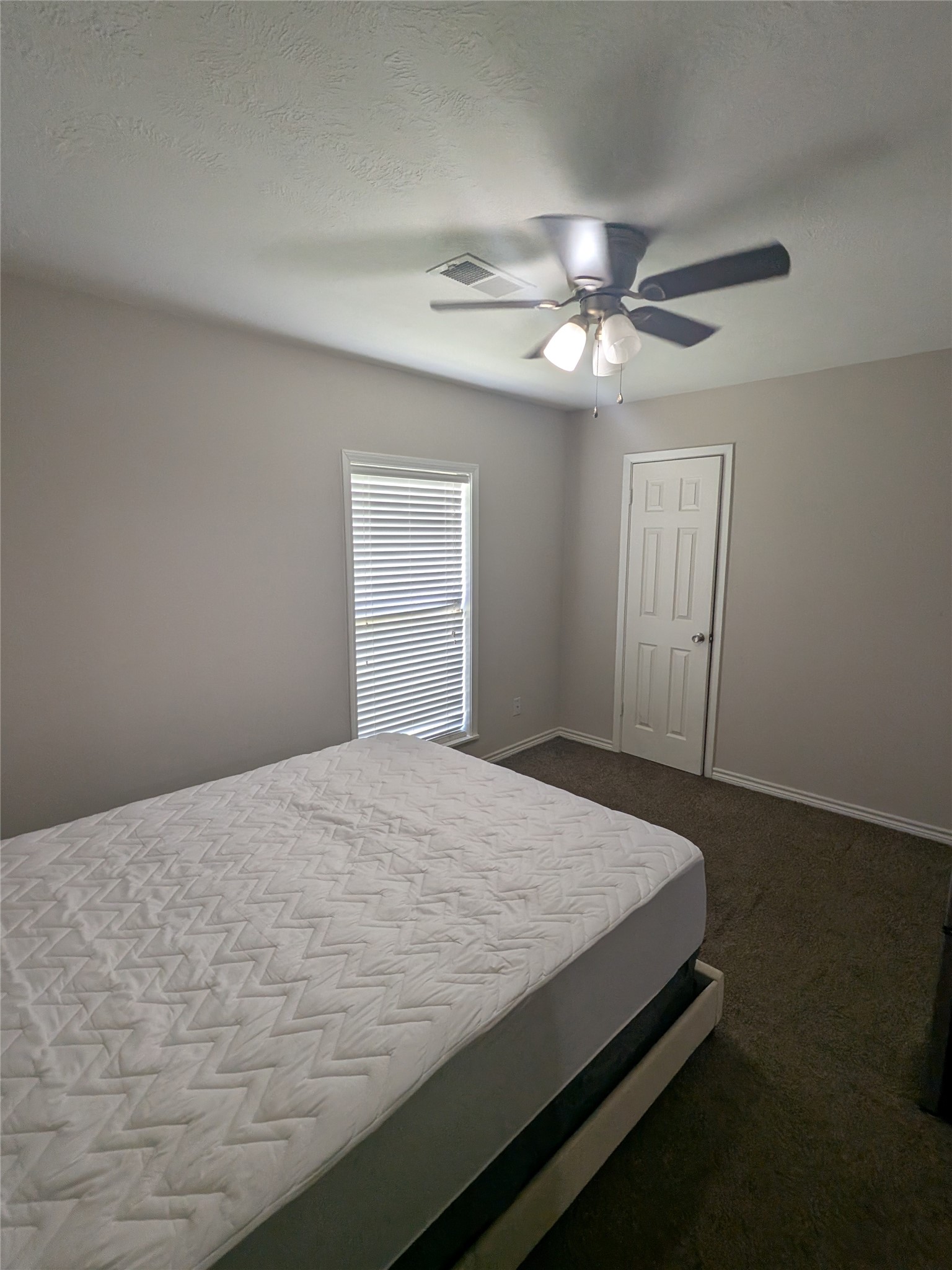 4018 Rosewin Circle Houston, TX 77047 - Photo 10 of 11