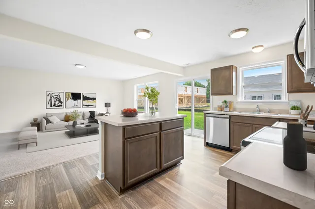 $273,500 | 2019 Sandhill Drive, Seymour, IN 47274