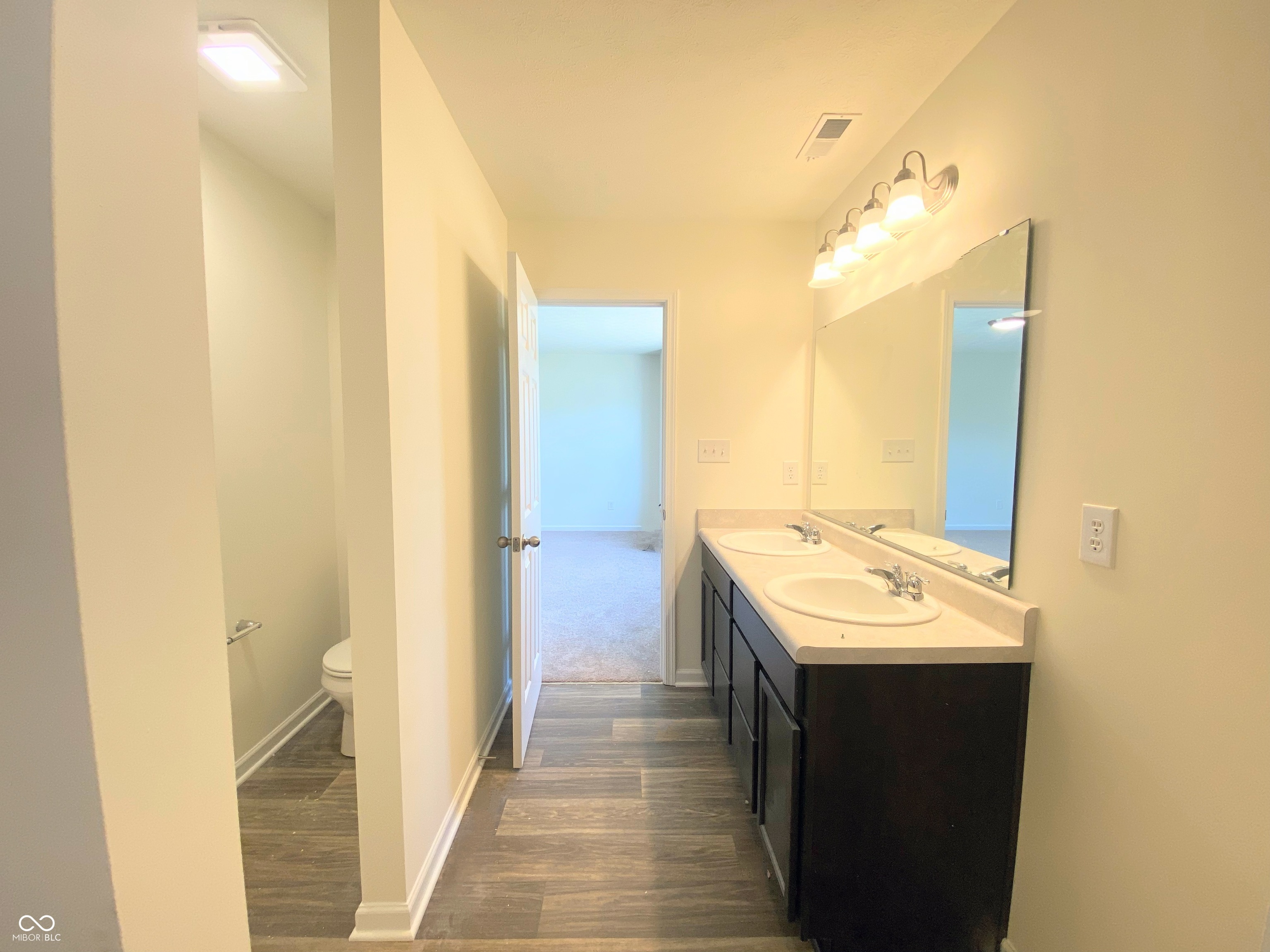 2019 Sandhill Drive Seymour, IN 47274 - Photo 35 of 44