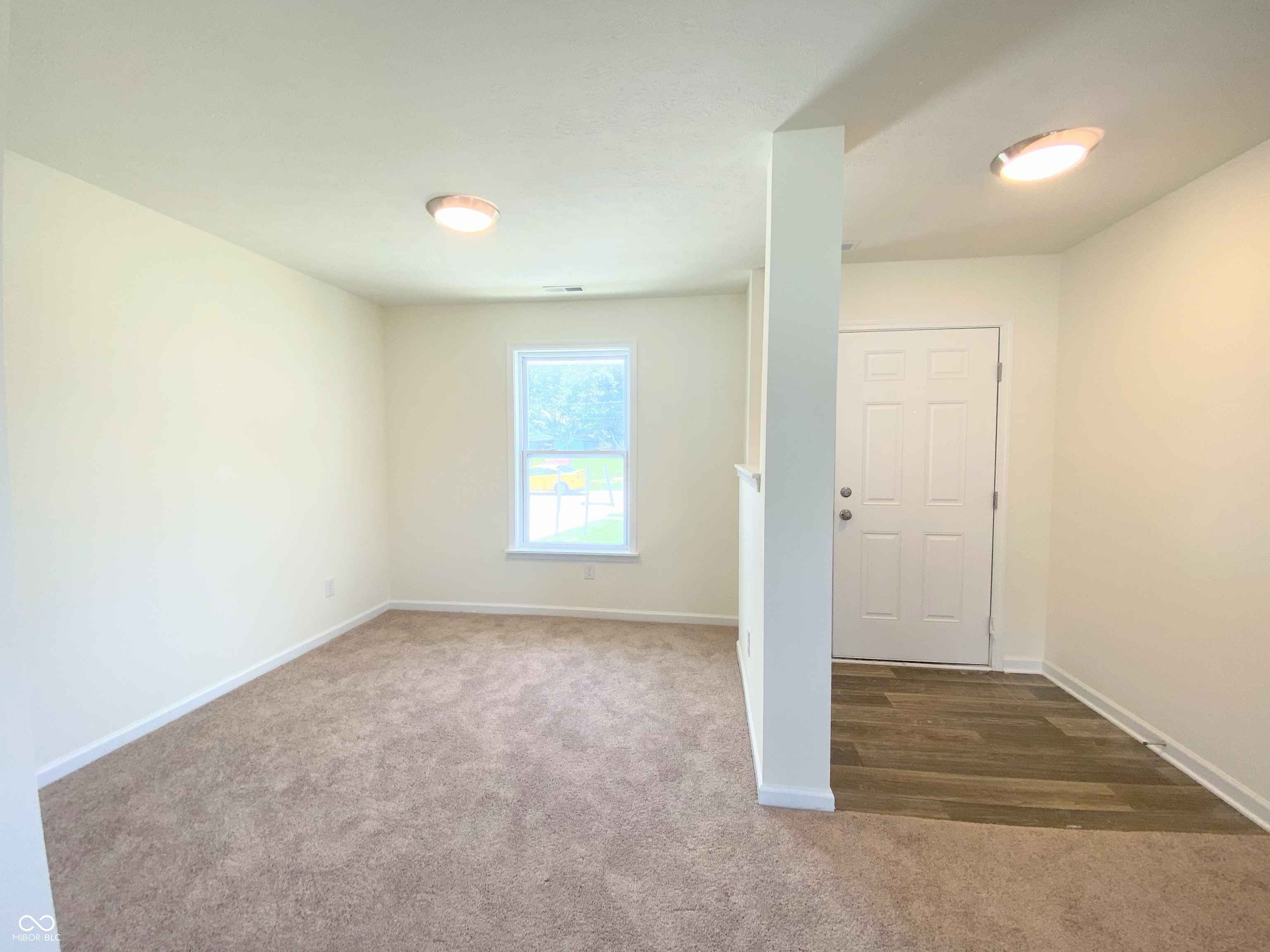 2019 Sandhill Drive Seymour, IN 47274 - Photo 4 of 44