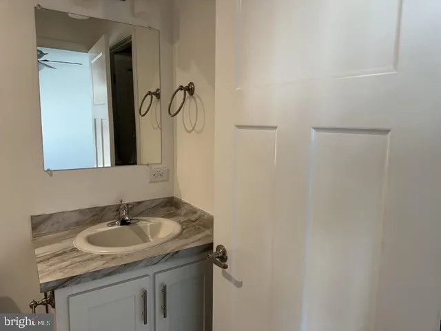 $119,900 | 215 Jamie Lane, Parkesburg, PA 19365