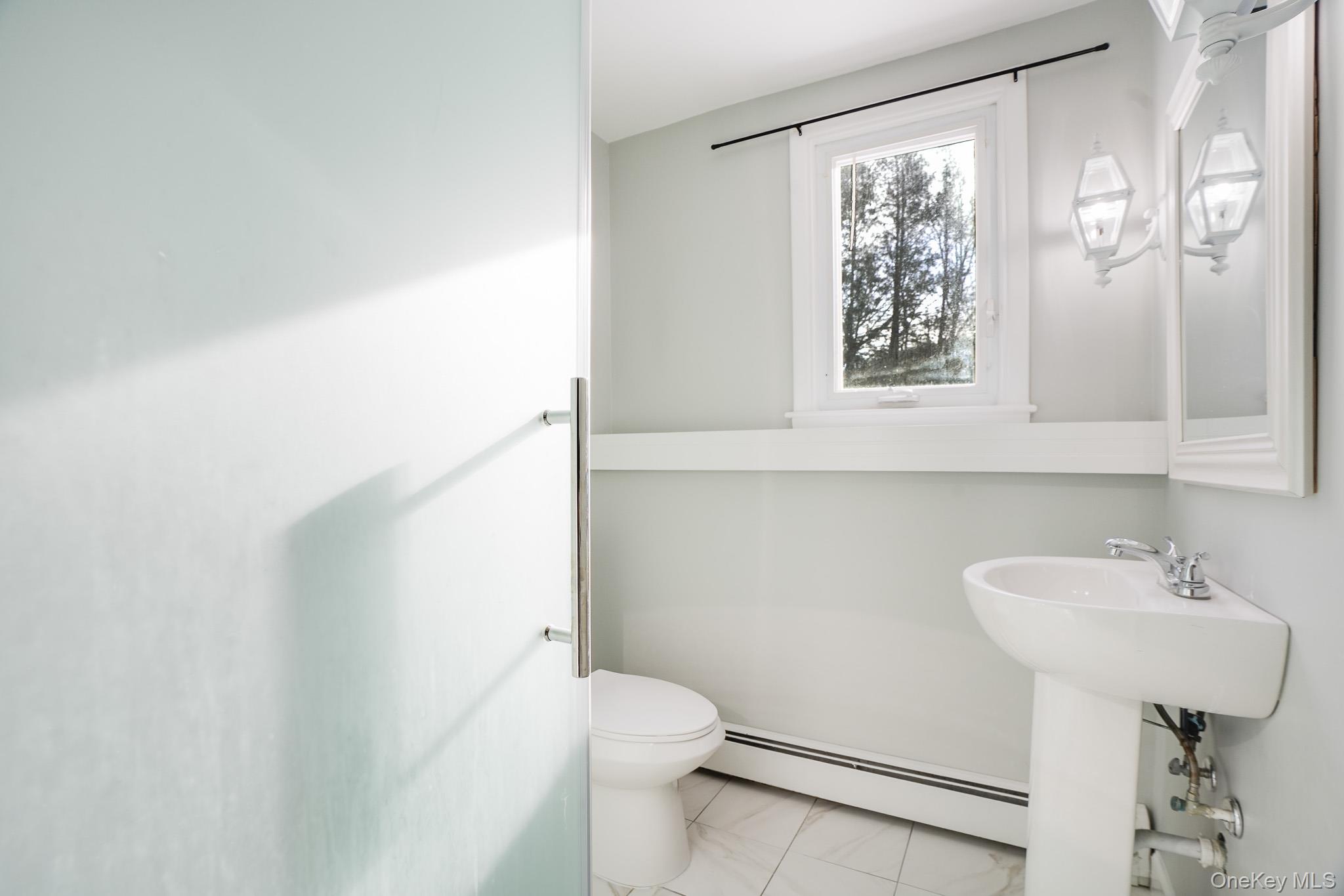 53 Tanager Road Mahopac, NY 10541 - Photo 30 of 41 Full bathroom in the lower level.