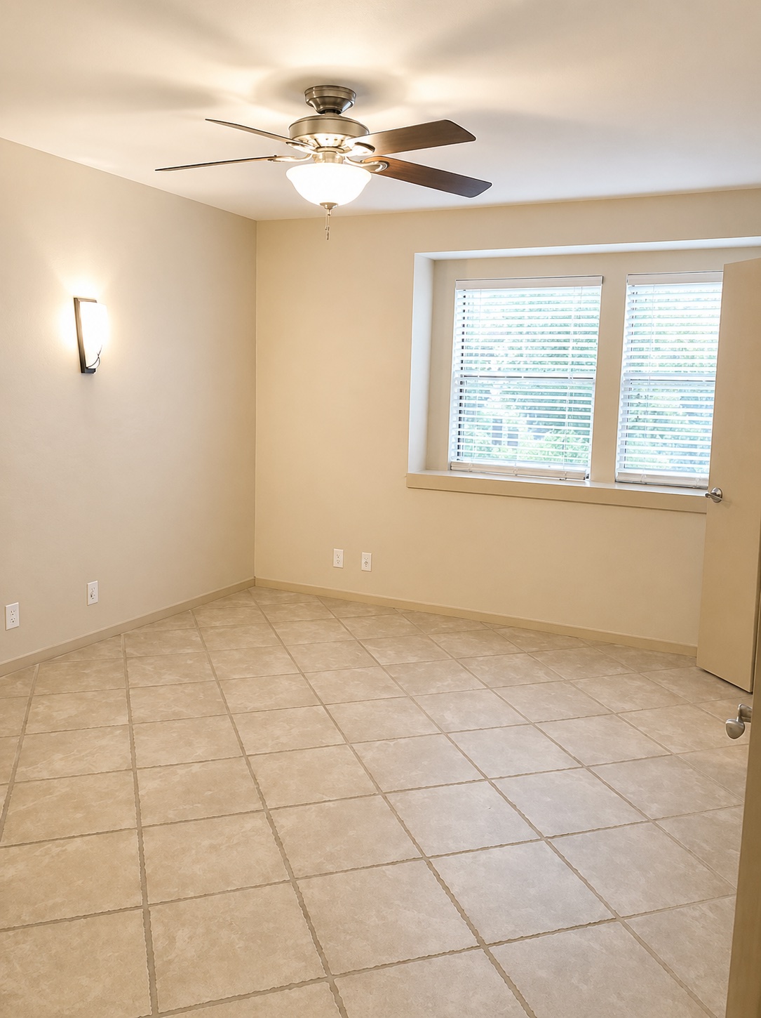 2110 Rio Grande Street, Unit 204 Austin, TX 78705 - Photo 4 of 22