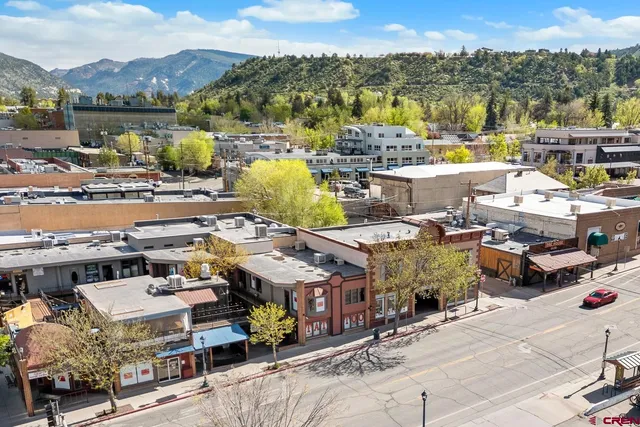 a picture of city view