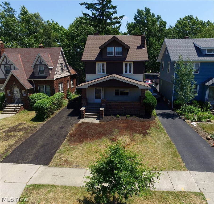 2167 Cranston Road Cleveland, OH 44118 - Photo 2 of 26