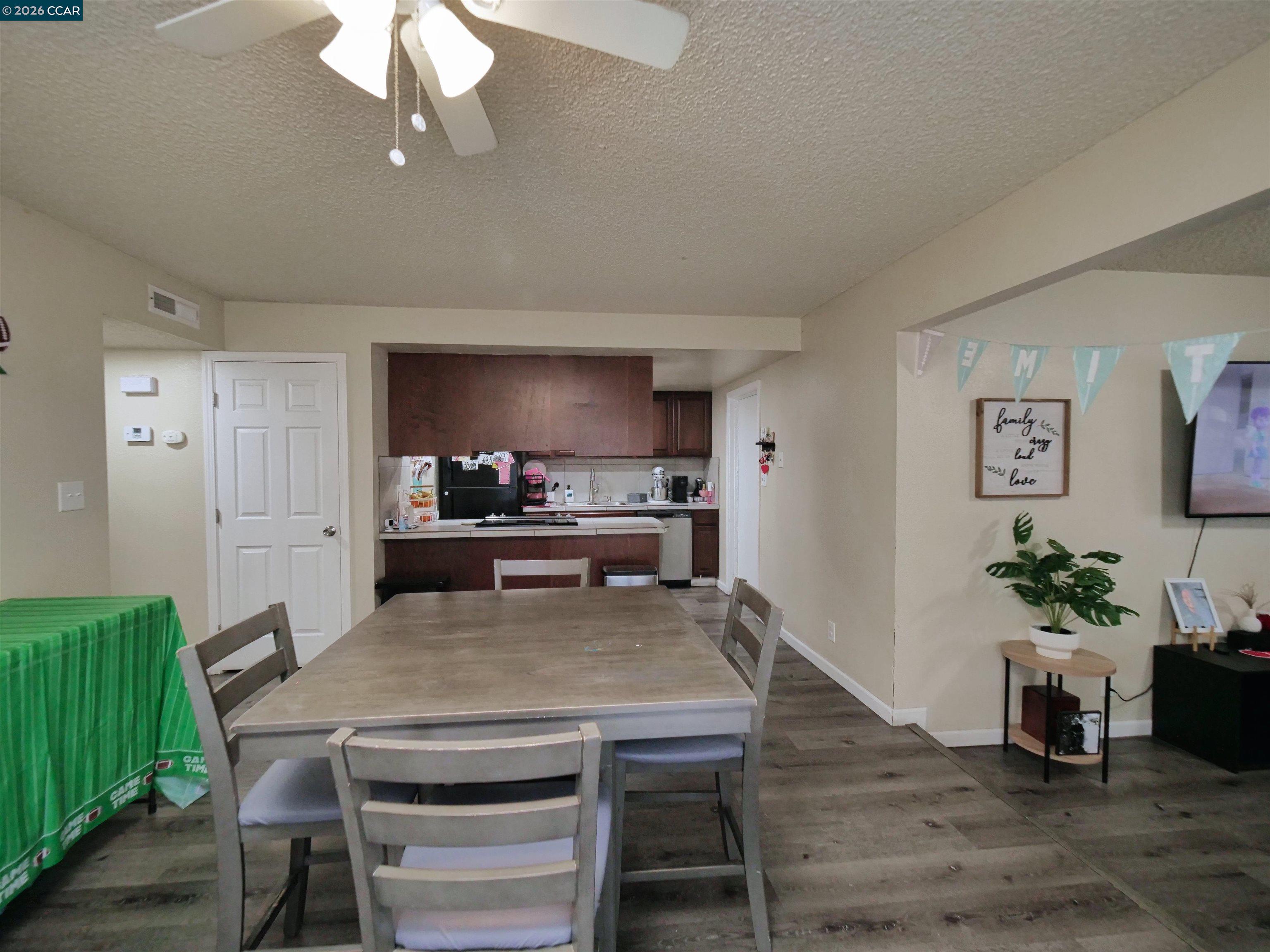 2500 Haddon Avenue Modesto, CA 95354 - Photo 21 of 35 a view of a dining room with furniture