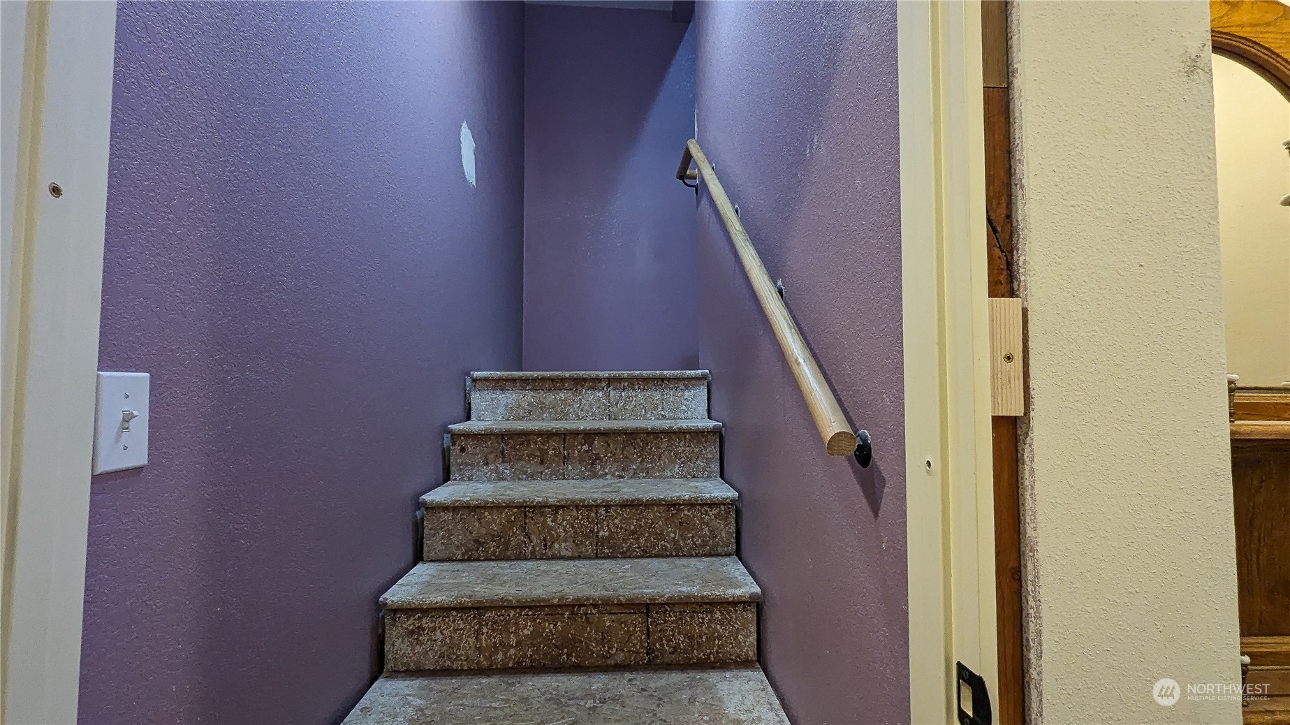740 Cape Labelle Road Tonasket, WA 98855 - Photo 18 of 40 a view of entryway