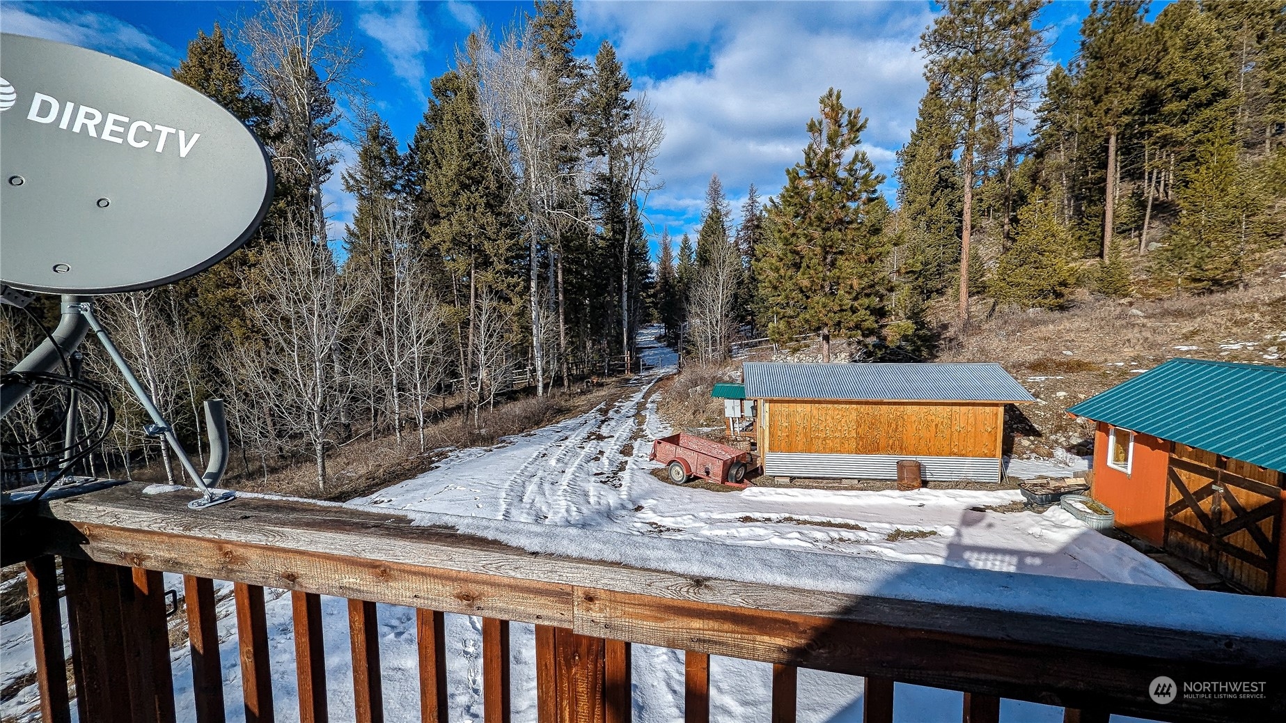 740 Cape Labelle Road Tonasket, WA 98855 - Photo 25 of 40 a view of deck with patio