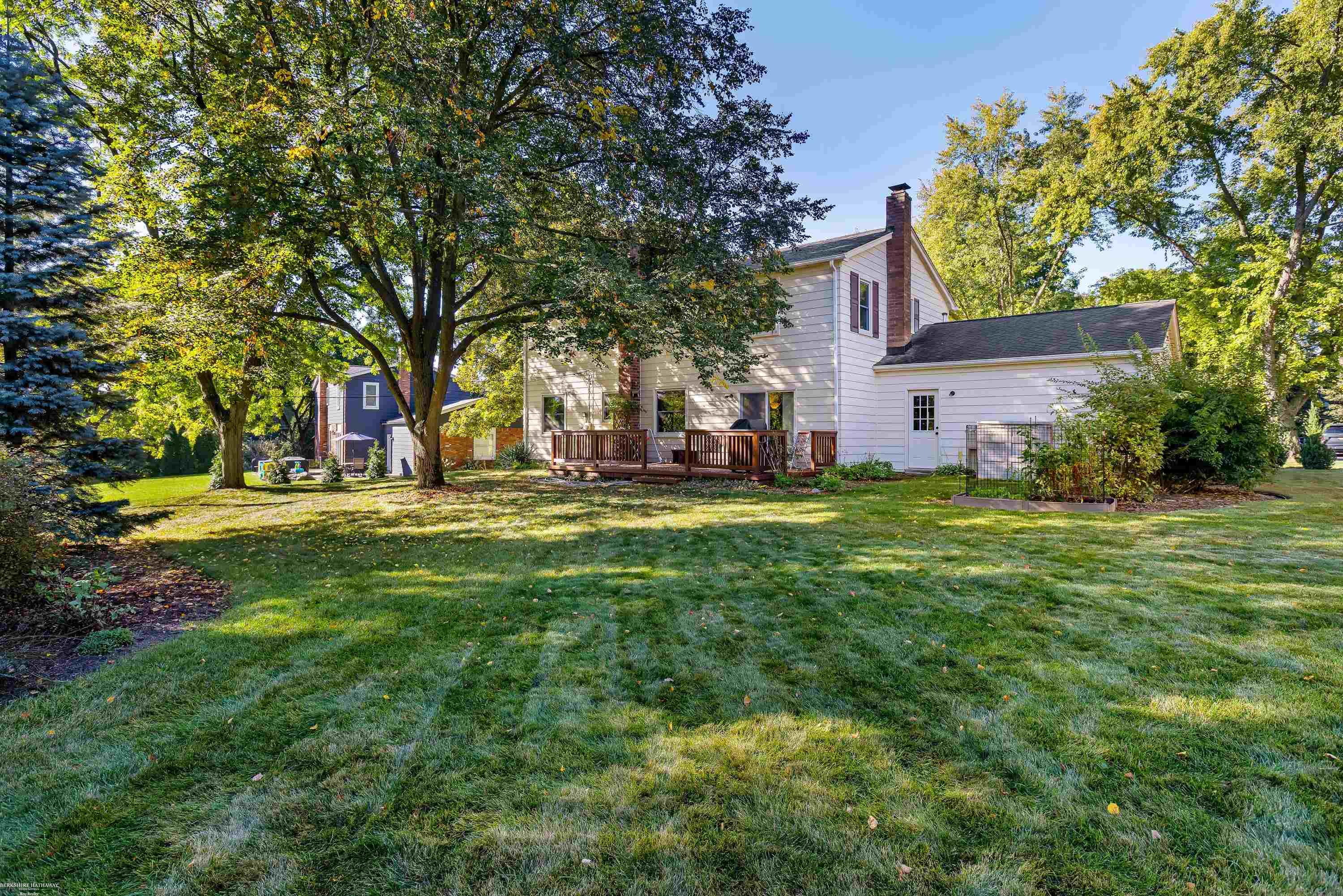681 Lake Forest Road Rochester Hills, MI 48309 - Photo 29 of 41