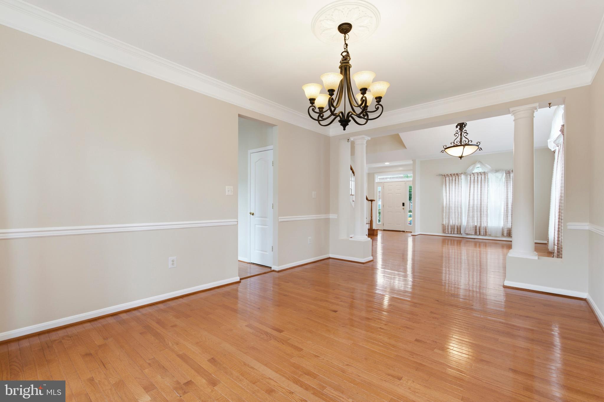 7608 Mcweadon Lane Springfield, VA 22150 - Photo 9 of 72