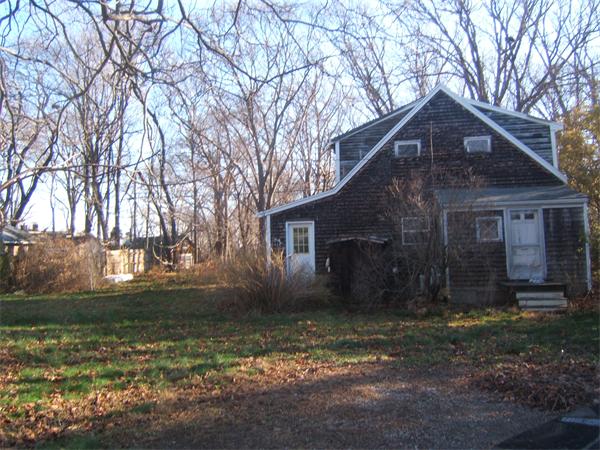 240 Damons Point Road Marshfield, MA 02050 - Photo 1 of 2 Gallery Image 1